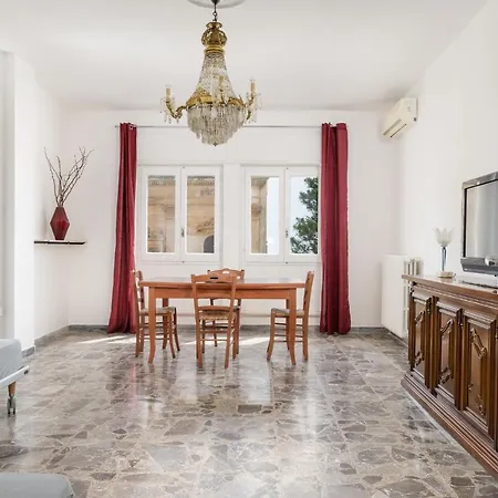 Dimora Vialecce ,With Private Parking Apartment Ostuni Exterior photo