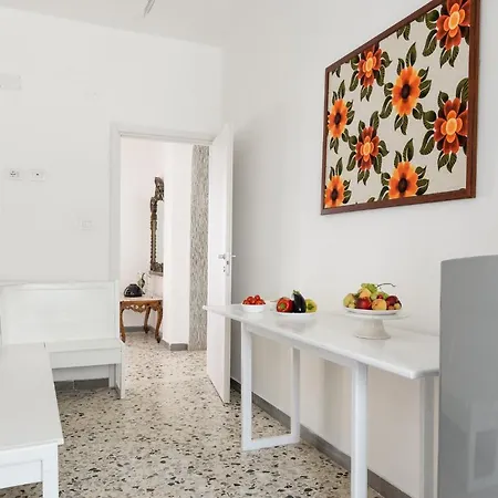 Dimora Vialecce ,With Private Parking Apartment Ostuni Exterior photo
